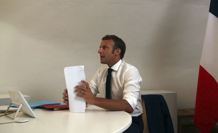 Francja wysyła myśliwce i fregatę w rejon Morza Śródziemnego