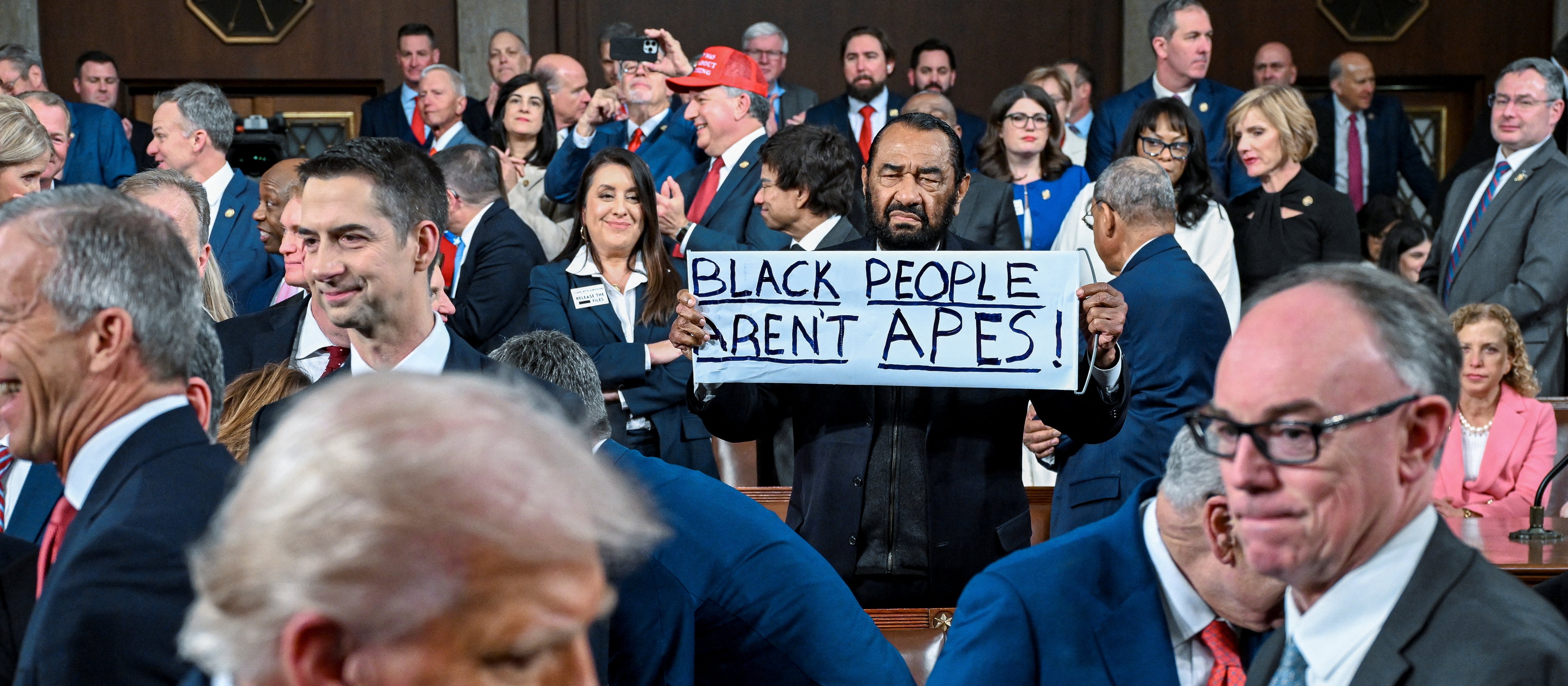 Amerykański kongresmen usunięty z sali podczas orędzia Trumpa. „Czarni nie są małpami”