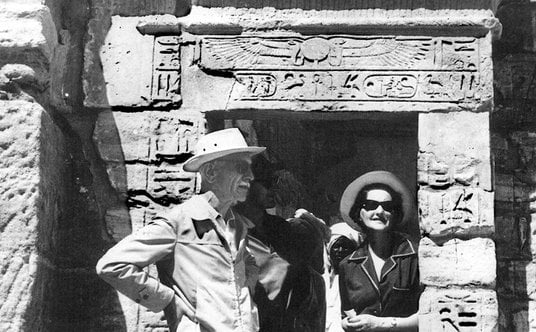 Abu Simbel 1959 r. Prof. Kazimierz Michałowski, Krystyna Michałowska. Źródło: archiwum Centrum Arche