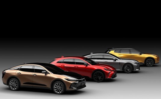 Nowa gema różnych odmian Toyoty Crown