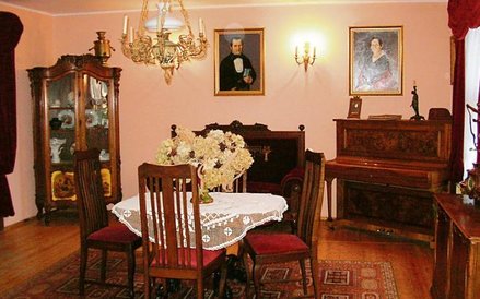 Salon, gdzie mieści się obecnie muzeum imienia pisarki