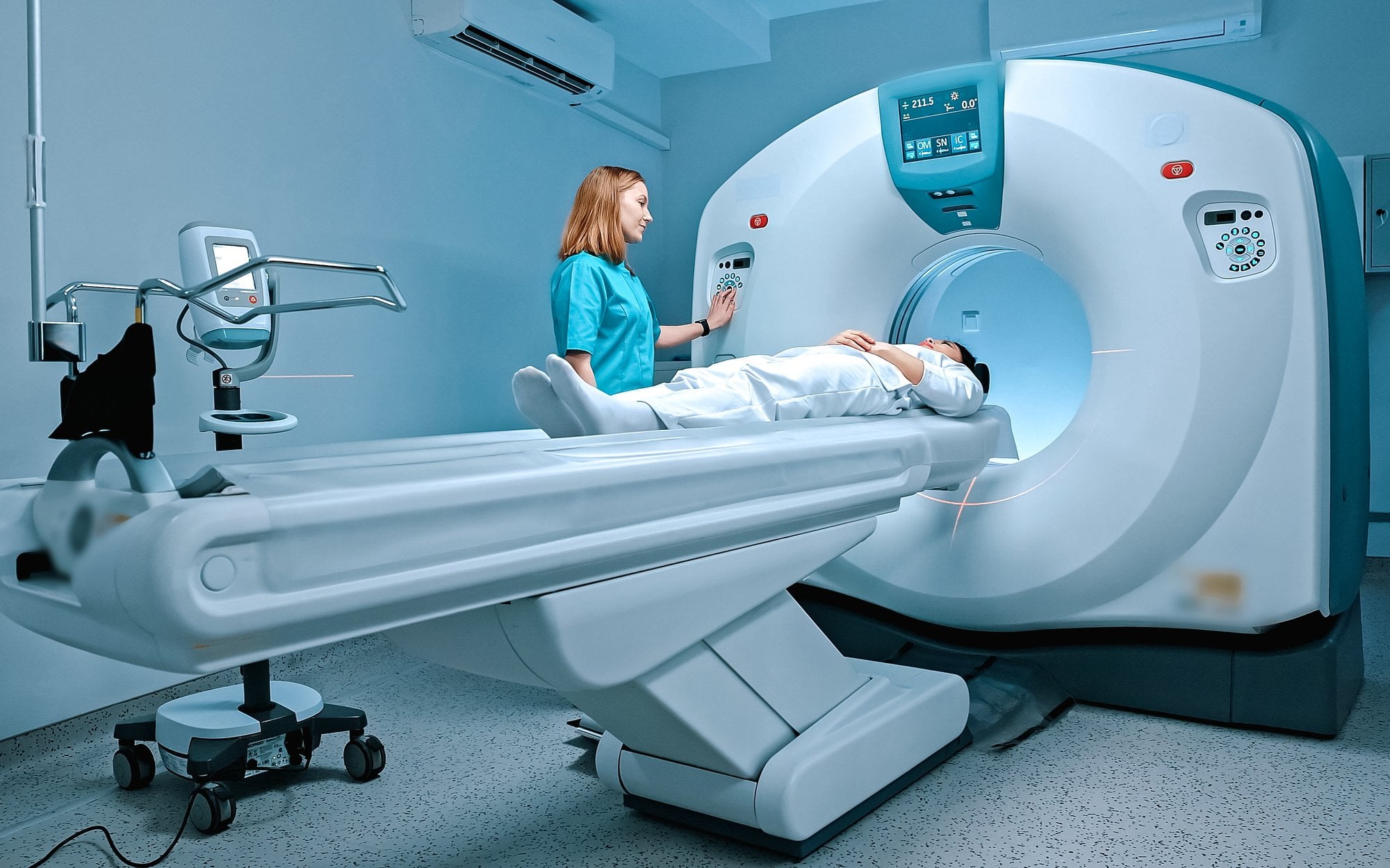 NFZ tnie finansowanie niektórych badań. Lekarze: SOR-y staną się "furtką" do diagnostyki