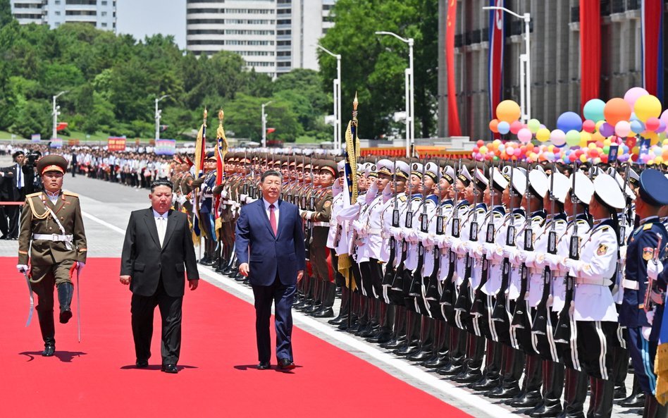 Xi Jinping odwiedził Pjongjang, by przypomnieć Korei Północnej, jak bardzo jest zależna od Chin