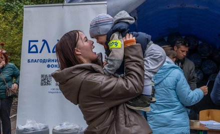 Ewakuacja ukraińskiego miasta Kupiańsk podczas rosyjskiej inwazji