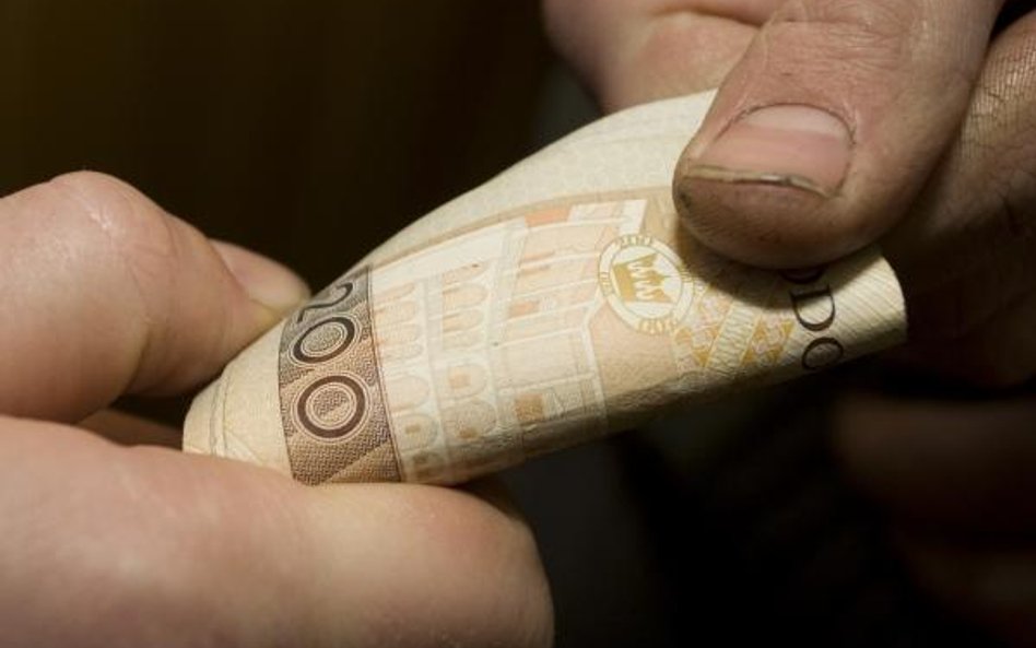 Pobierający rentę po zmarłym może pracować