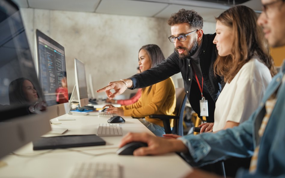 Warsztaty skierowane są do osób, które chcą wykorzystywać narzędzia sztucznej inteligencji w pracy l