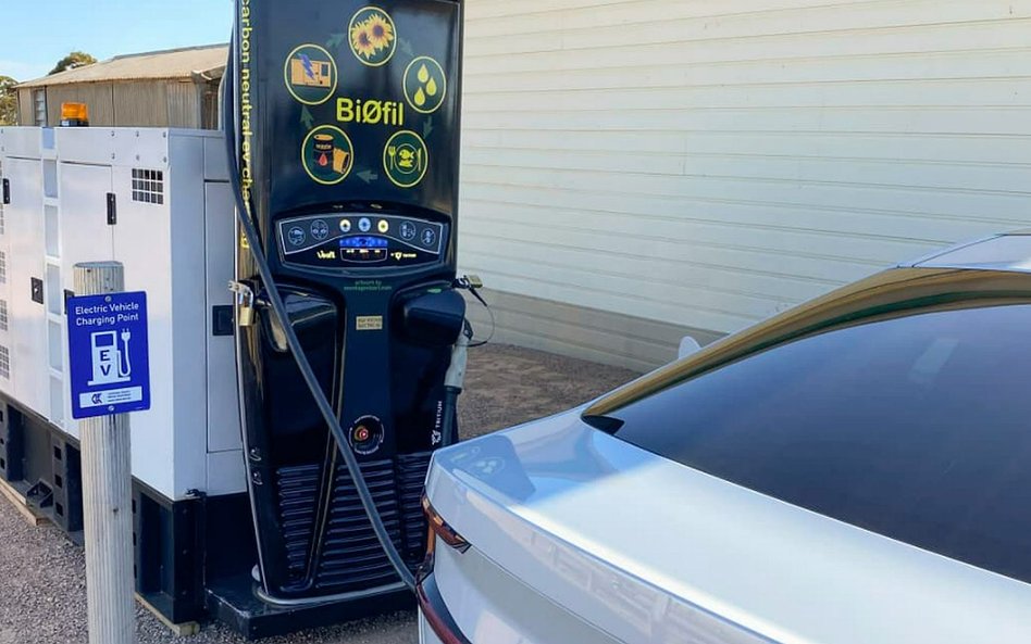 Australijczycy zamieniają olej do smażenia na energię elektryczną do e-aut