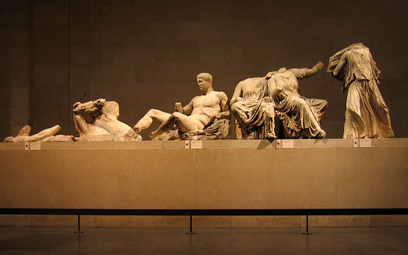 Część marmurów Elgina znajdujących się w zasobach British Museum.
