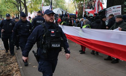 Policja przed siedzibą Trybunału Konstytucyjnego w Warszawie, 14 października 2026 r.