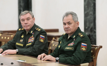 Gen. Walery Gierasimow i minister obrony Siergiej Szojgu