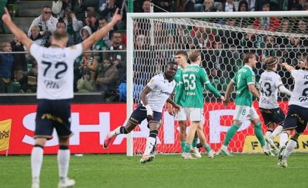 Lech Poznań pokonał przy Łazienkowskiej Legię 2:1