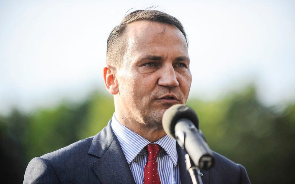 Sikorski: PiS nie wygra z Żydami licytacji na martyrologię