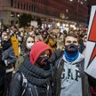 Protestujący w czasie piątkowego Marszu na Warszawę