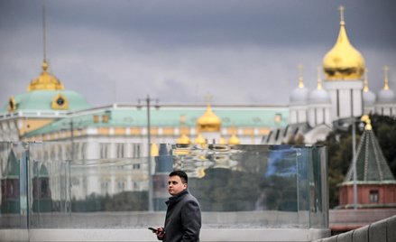 Świat nadal handluje z Rosją. Które firmy są na liście wstydu?