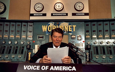 Polacy uwielbiali Ronalda Reagana zarówno za jego żarty jak i wzniosłe wypowiedzi o wolności