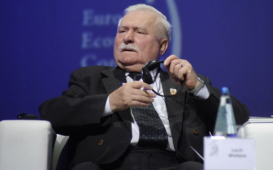 Lech Wałęsa: Krew ofiar smoleńskich na umyśle Jarosława Kaczyńskiego