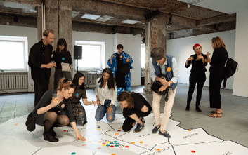 Warszawa zwiększa wydatki na stypendia artystyczne