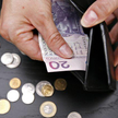 Firma proponuje niższą pensję
