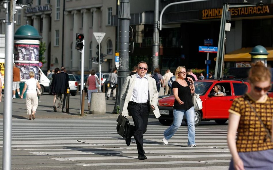 Nowe przepisy miałyby ograniczyć liczbę wypadków na pasach