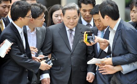 Zmarły w 2020 roku prezes Li Kun Hi dowodził Samsungiem od 1987 roku