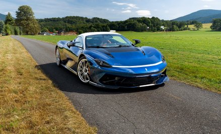 Pininfarina Battista ma moc 1900 KM oraz moment obrotowy 2300 Nm