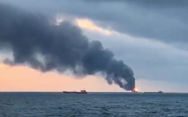 Dramat u wybrzeży Krymu trwa, płoną dwa gazowce