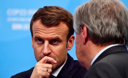 Partia Macrona broni establishmentu