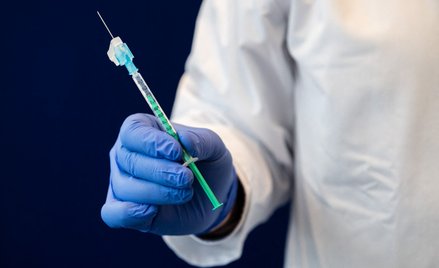 Jak na szczepionkę zareagują dzieci? Sprawdza Oksford