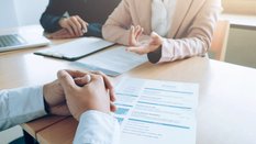 Ogłoszeń na portalach pracy przybywa, ale czy powstaną nowe etaty?