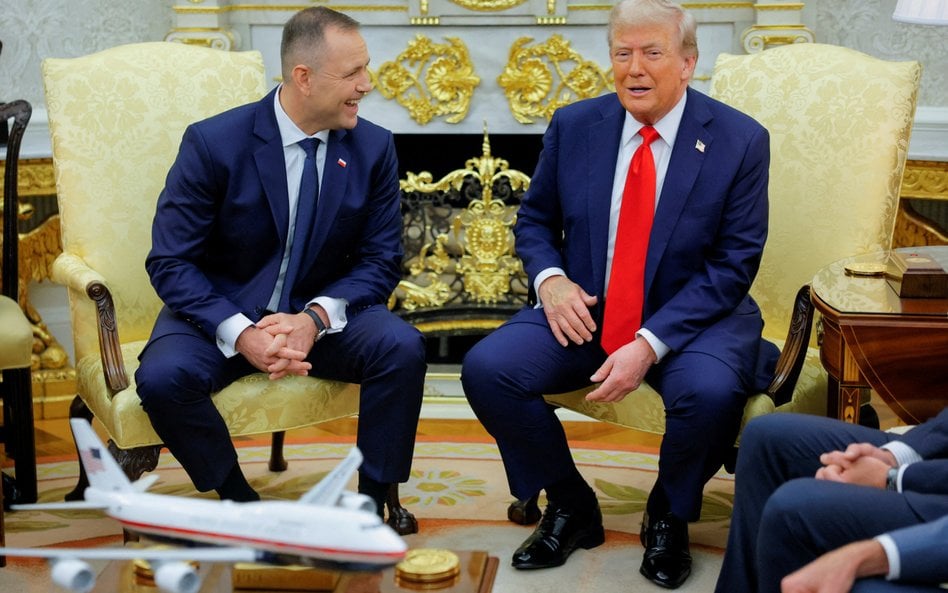 Karol Nawrocki i Donald Trump w Białym Domu