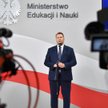 Minister edukacji i nauki Przemysław Czarnek podczas konferencji prasowej