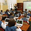 W Polsce powstaną szkoły bez ocen i programu?