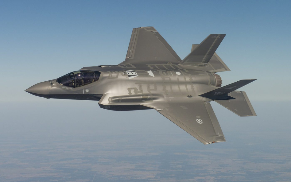 Norweski F-35A podczas lotu szkolnego. Fot./Lockheed Martin.