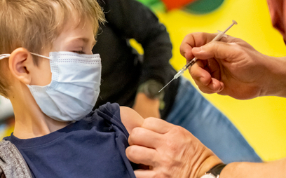 Niemcy: Minister zdrowia chce zmienić strategię szczepień przeciw COVID-19
