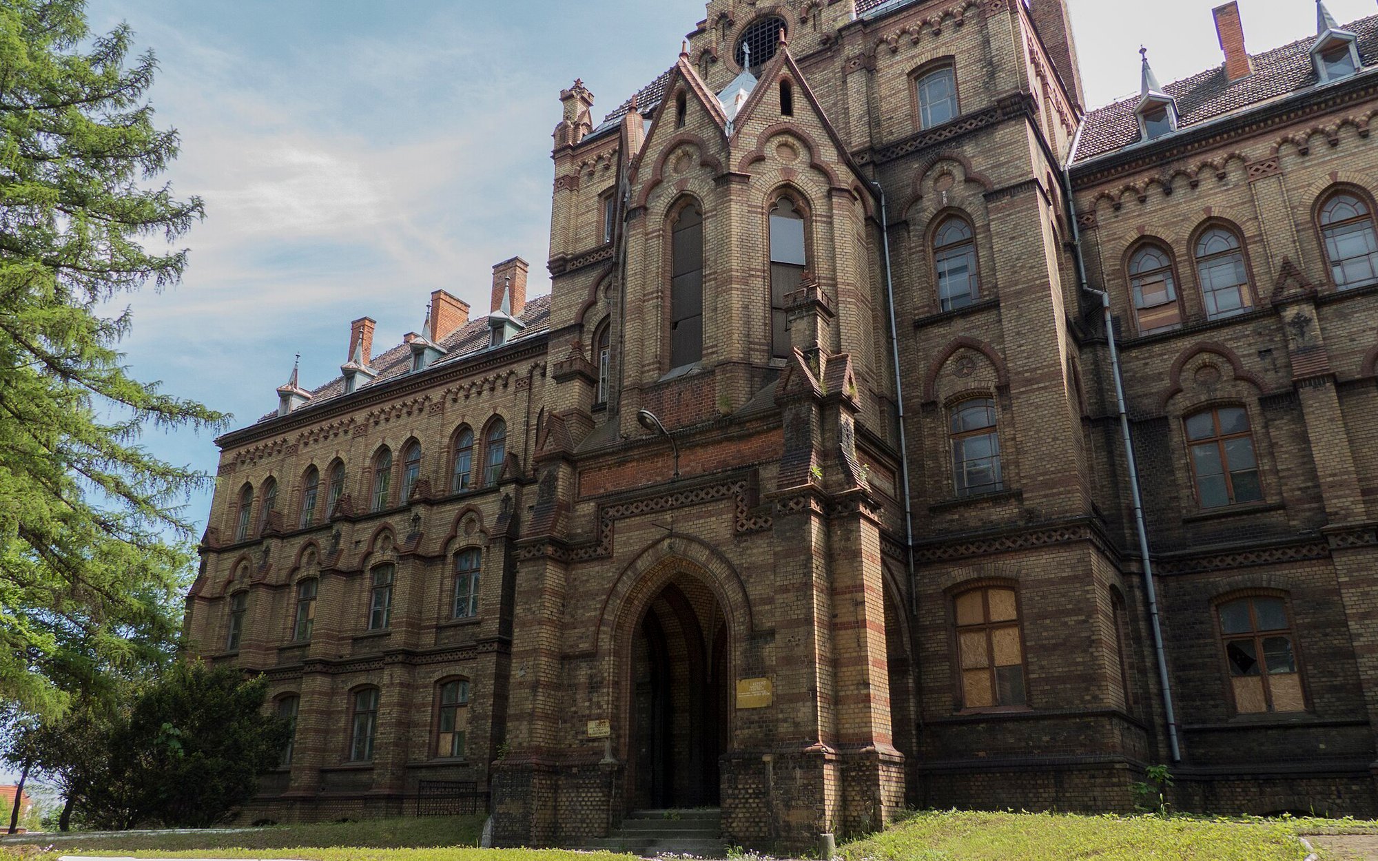 Perła Dolnego Śląska znów na sprzedaż. Od lat czeka na właściciela