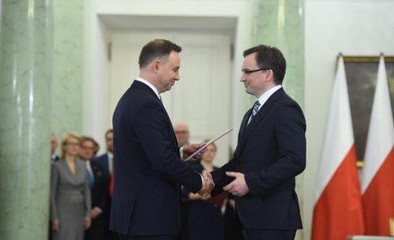 Pięć projektów na wyjście z impasu wymiaru sądownictwa