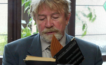 Kukliński staje na cokołach