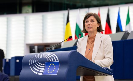 Der Spiegel: Jourova kontra von der Leyen