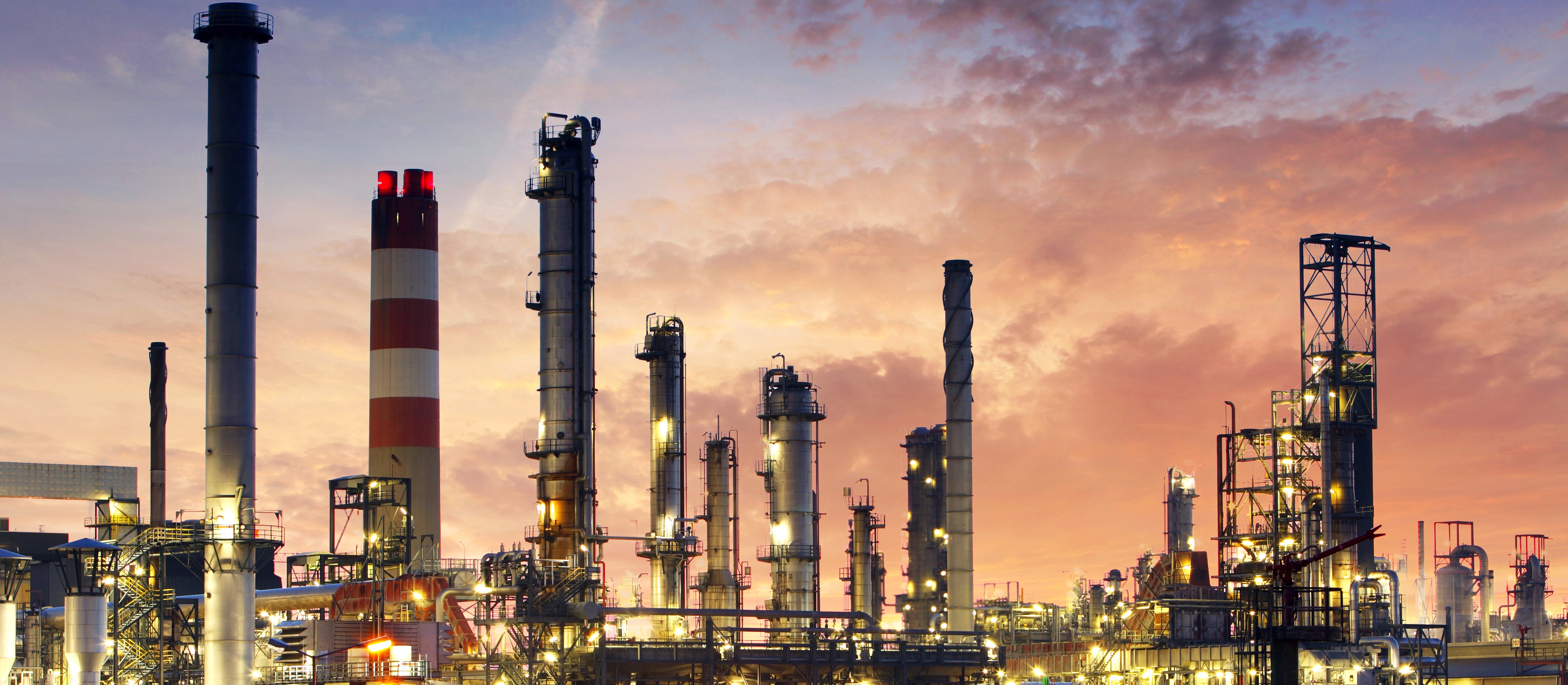 Europejski przemysł energochłonny coraz mniej konkurencyjny? Ekspert krytycznie o działaniach UE