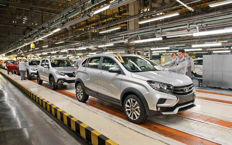 Rosyjski Avtovaz zatrudni więzniów do produkcji aut. Firma ma niedobór pracowników