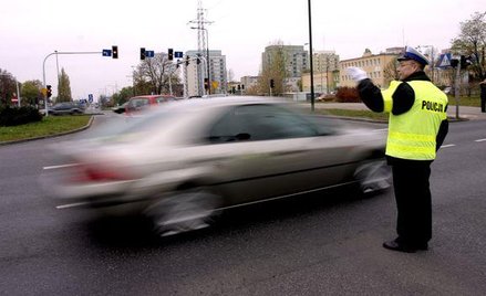 Mikrofale zatrzymują samochody w pędzie