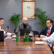 Jak co roku, nasza debata ekonomistów budziła spore emocje. Na zdjęciu Piotr Bujak (z telefonem) prz