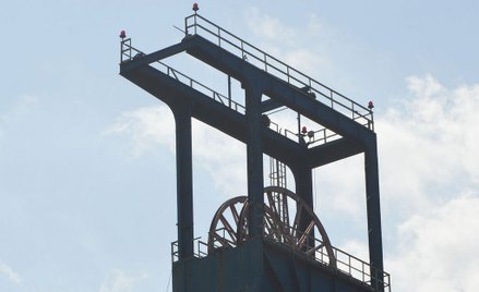 Runął fragment budynku na terenie byłej kopalni Mysłowice