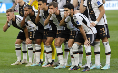 Wymowny gest piłkarzy z Niemiec przed meczem z Japonią