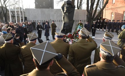 Apel pamięci przy Centrum Weterana