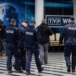 Policja w budynku TVP w Warszawie
