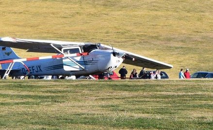 Niemcy: Samolot wpadł w grupę ludzi. Trzy osoby nie żyją