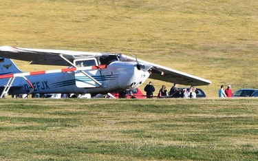 Niemcy: Samolot wpadł w grupę ludzi. Trzy osoby nie żyją