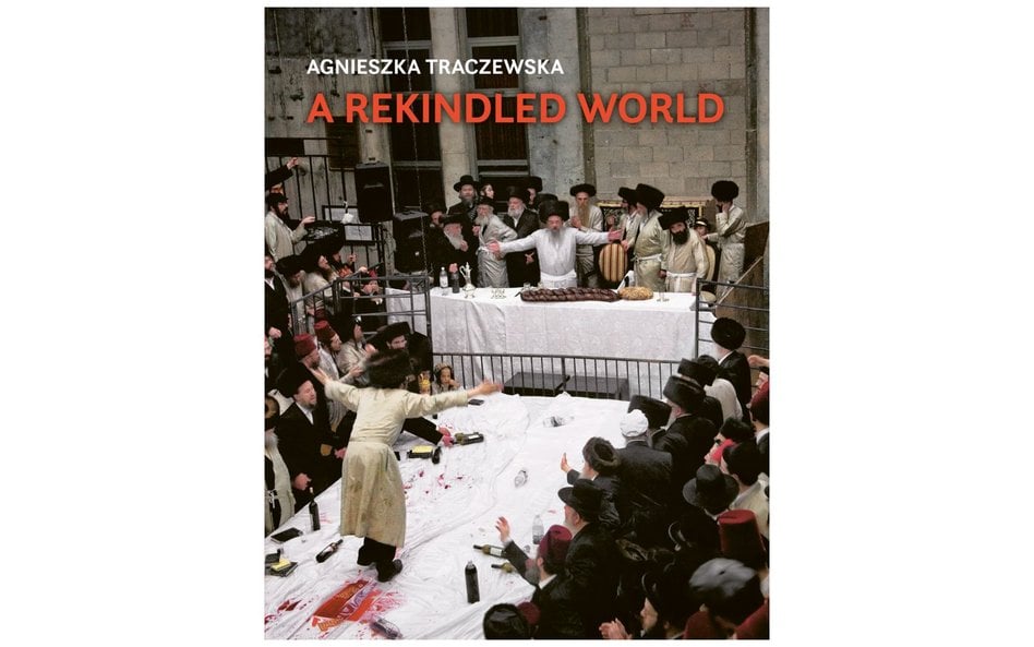 „A Rekindled World”. U grobu cadyka i tuż po weselu