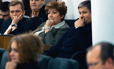 Wiceministrowie zdrowia Aleksander Naumann (z lewej) i Ewa Kralkowska oraz szef resortu Mariusz Łapi